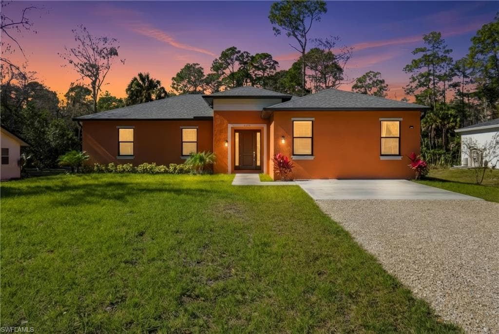 2167 Della DR NAPLES, FL 34117
