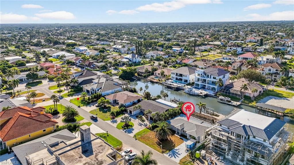 418 SEABEE AVE NAPLES, FL 34108