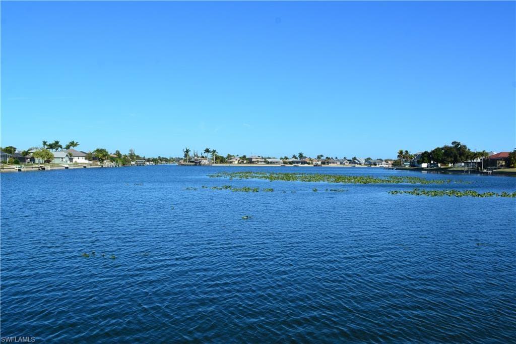 513 SW 13th ST CAPE CORAL, FL 33991