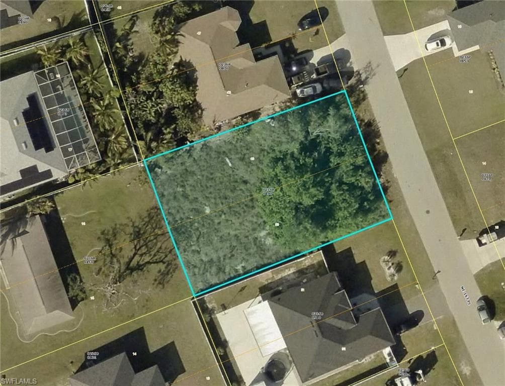 456 NE 1st PL CAPE CORAL, FL 33909