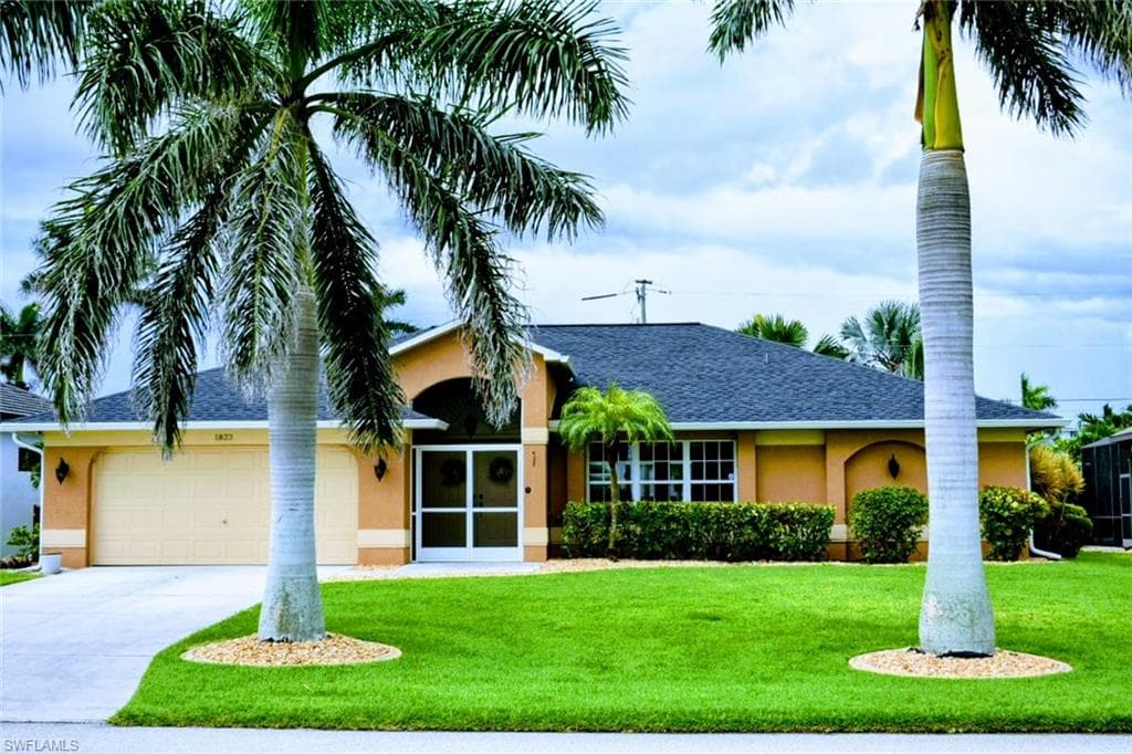 1823 SW 39th ST CAPE CORAL, FL 33914