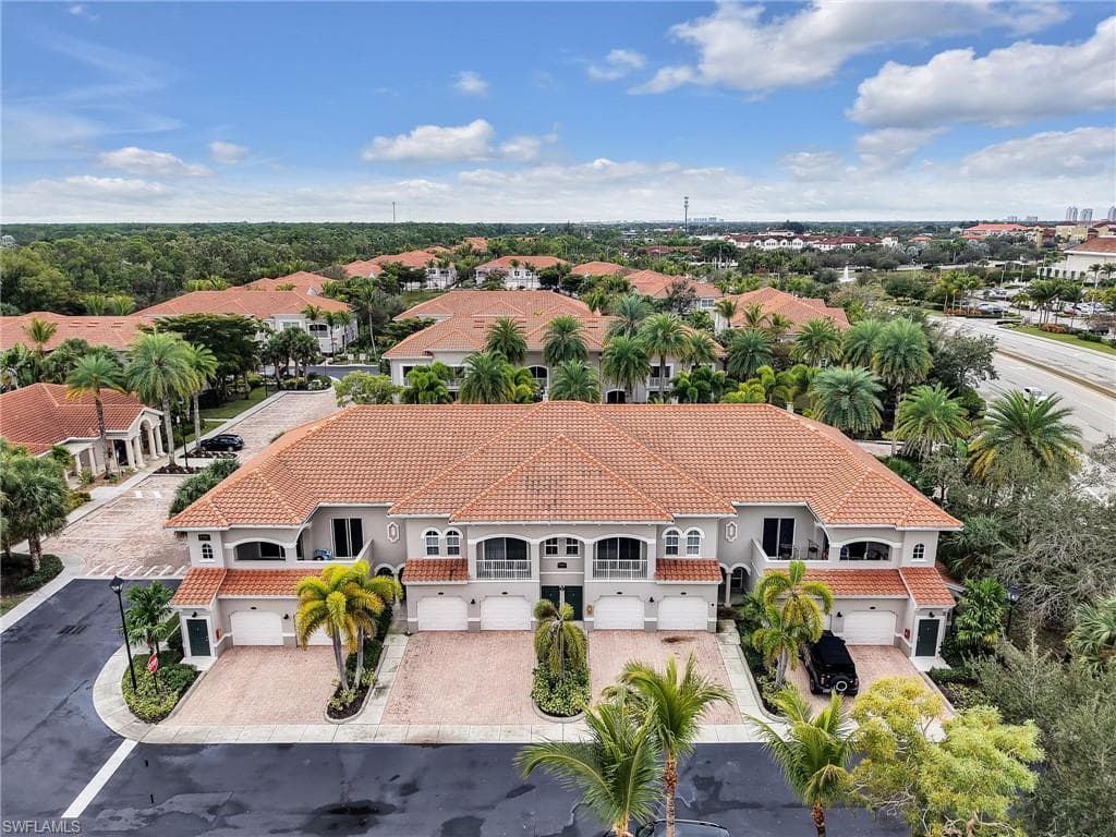 8561 Evernia CT 103 ESTERO, FL 34135