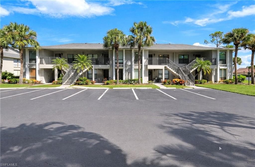 1228 Commonwealth CIR O203 NAPLES, FL 34116