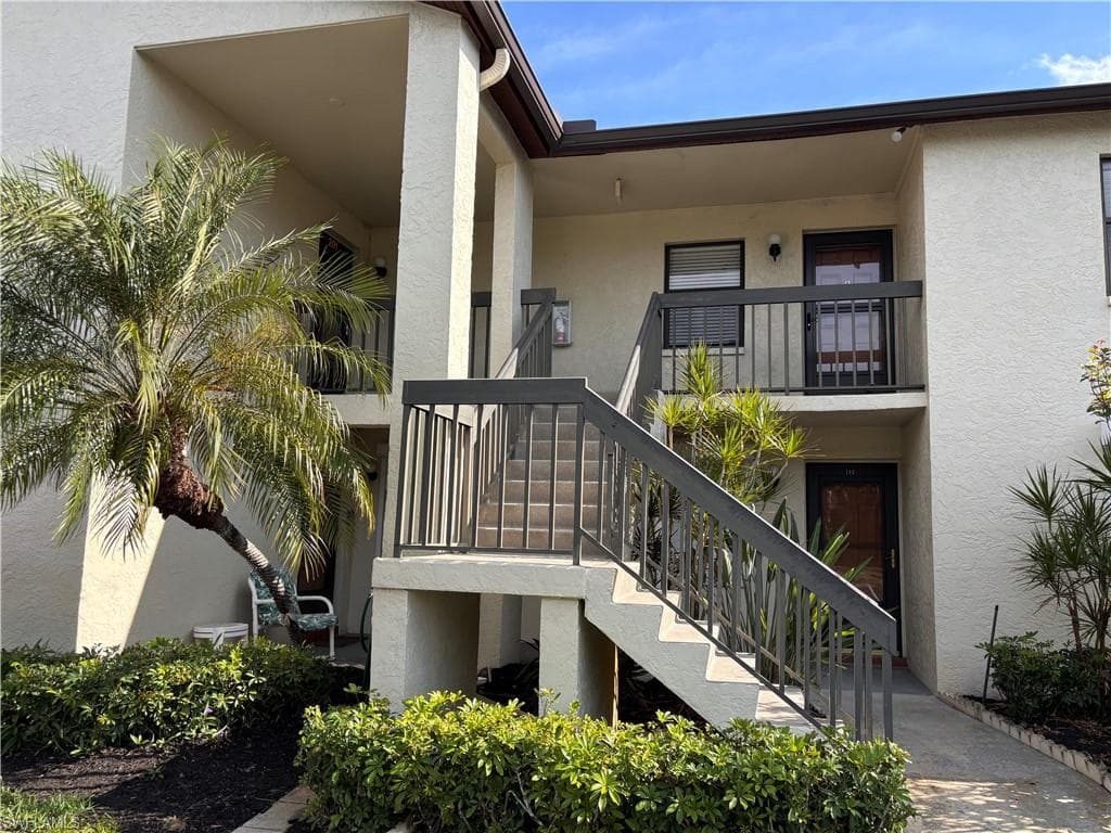 9315 Central Park DR 202 FORT MYERS, FL 33919