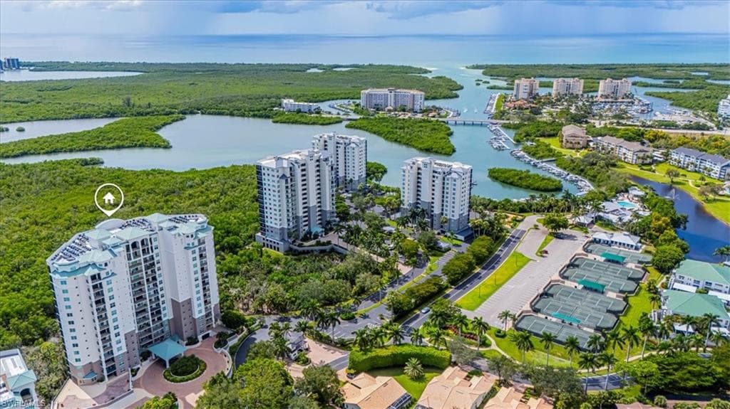 445 Cove Tower DR 504 NAPLES, FL 34110