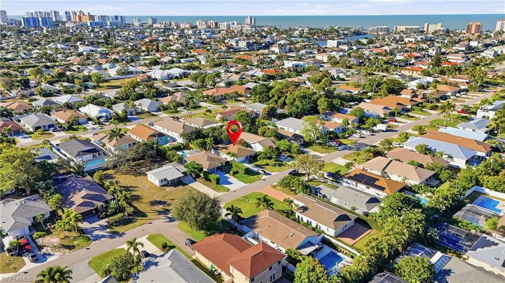 560 109th AVE N NAPLES, FL 34108