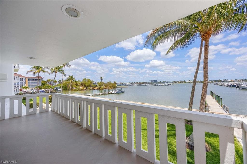 1325 7th ST S 2B NAPLES, FL 34102