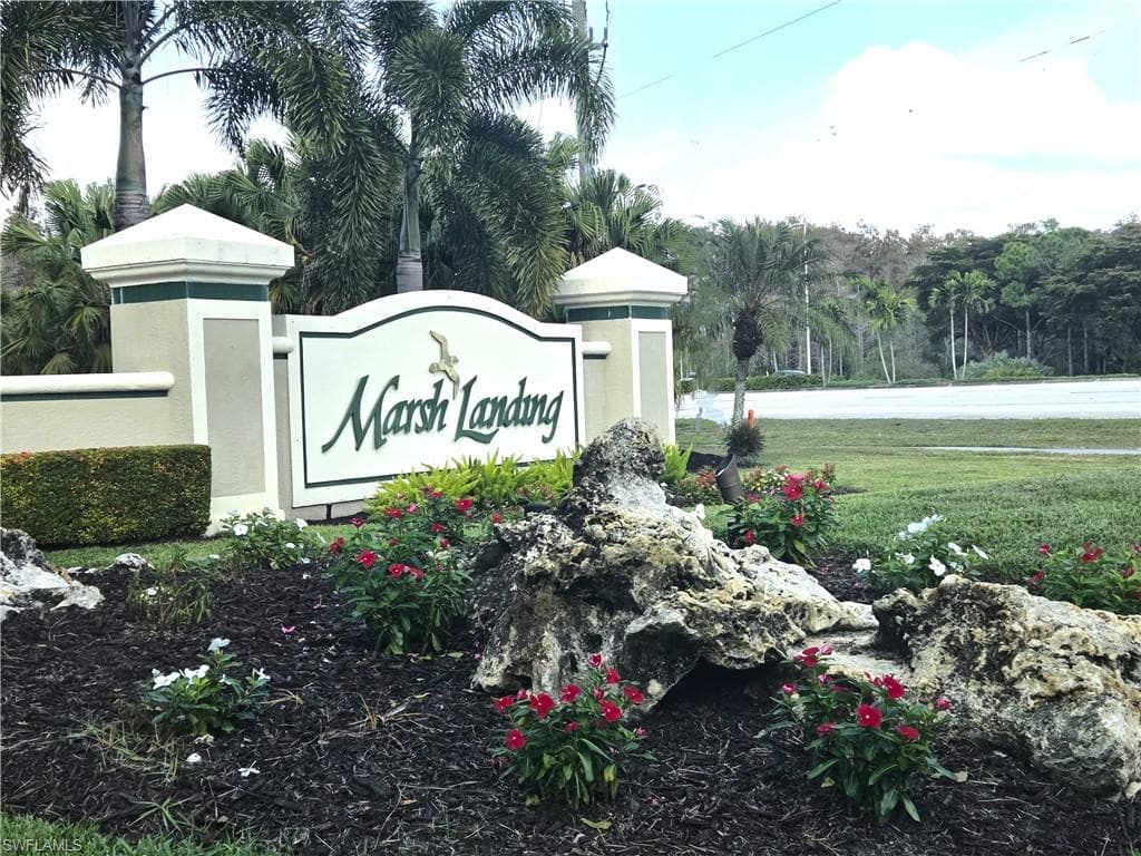 23034 Lone Oak DR ESTERO, FL 33928