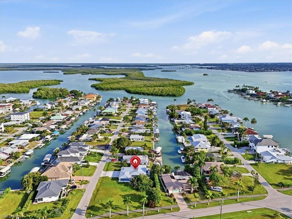 108 San Salvador ST NAPLES, FL 34113