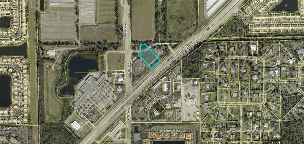 15640 Summerlin RD FORT MYERS, FL 33908