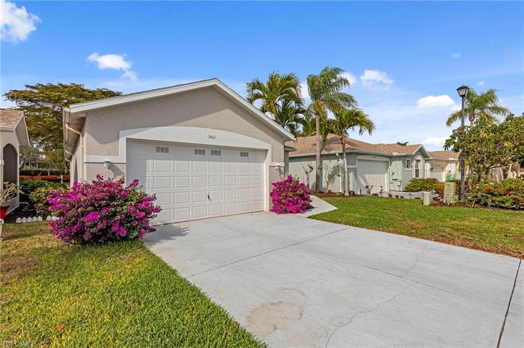 9410 Village View BLVD BONITA SPRINGS, FL 34135