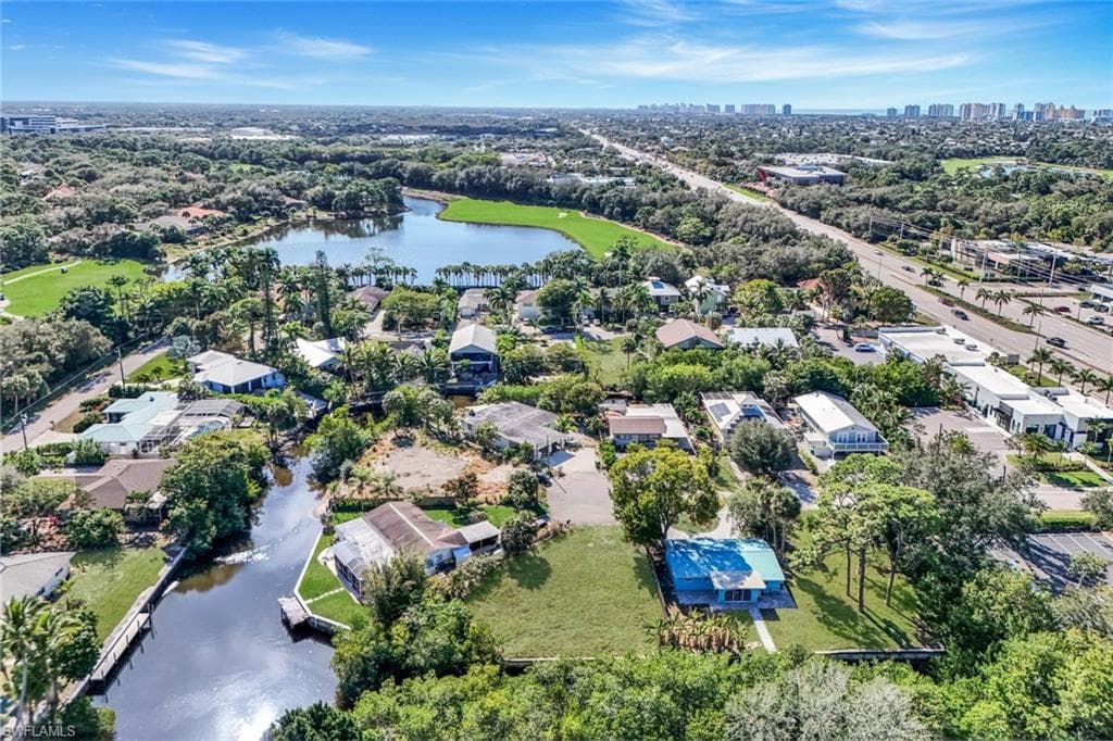 59 River CT NAPLES, FL 34110