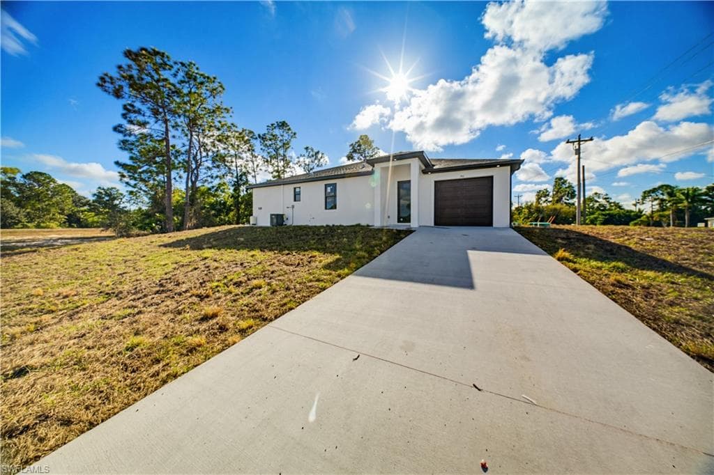 701-703 Homestead RD S LEHIGH ACRES, FL 33974