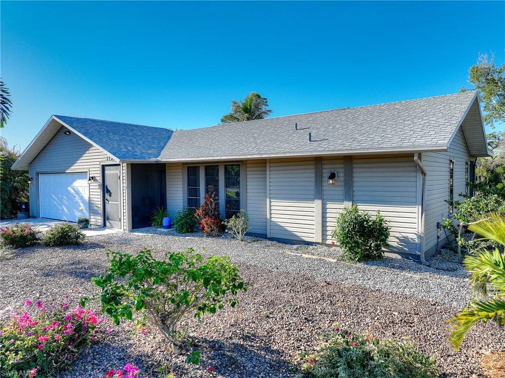 4492 Pine Hill CT ST. JAMES CITY, FL 33956