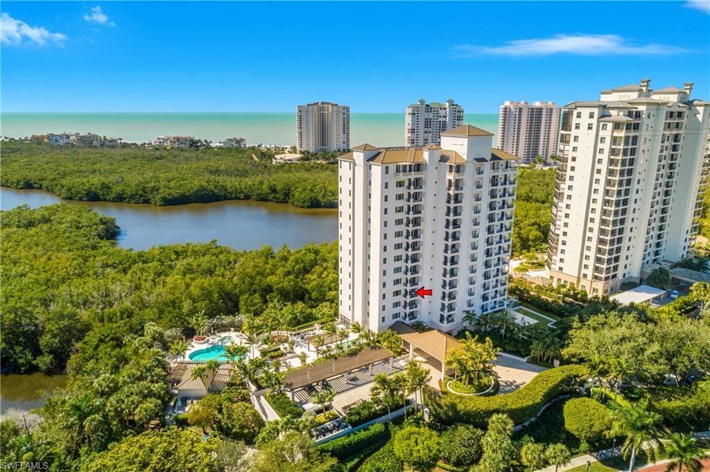 8990 Bay Colony DR 401 NAPLES, FL 34108