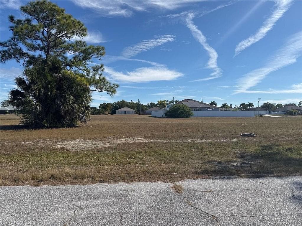 1227 NW 23rd AVE CAPE CORAL, FL 33993