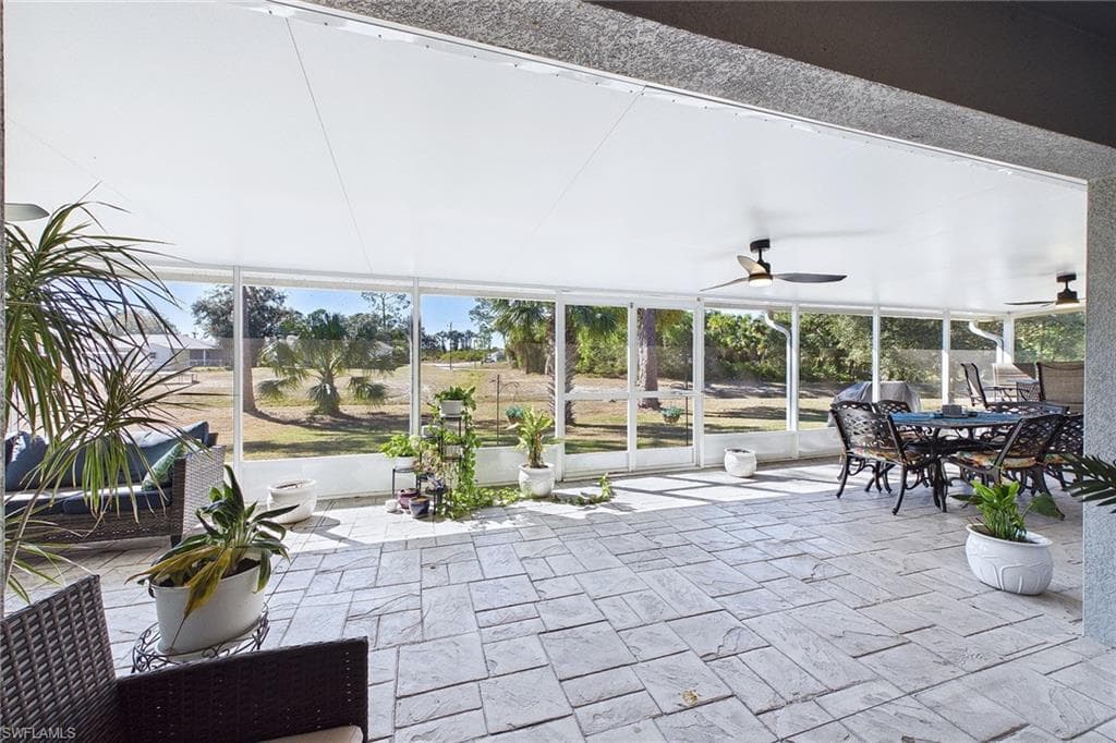 3008 Redwood LN LABELLE, FL 33935
