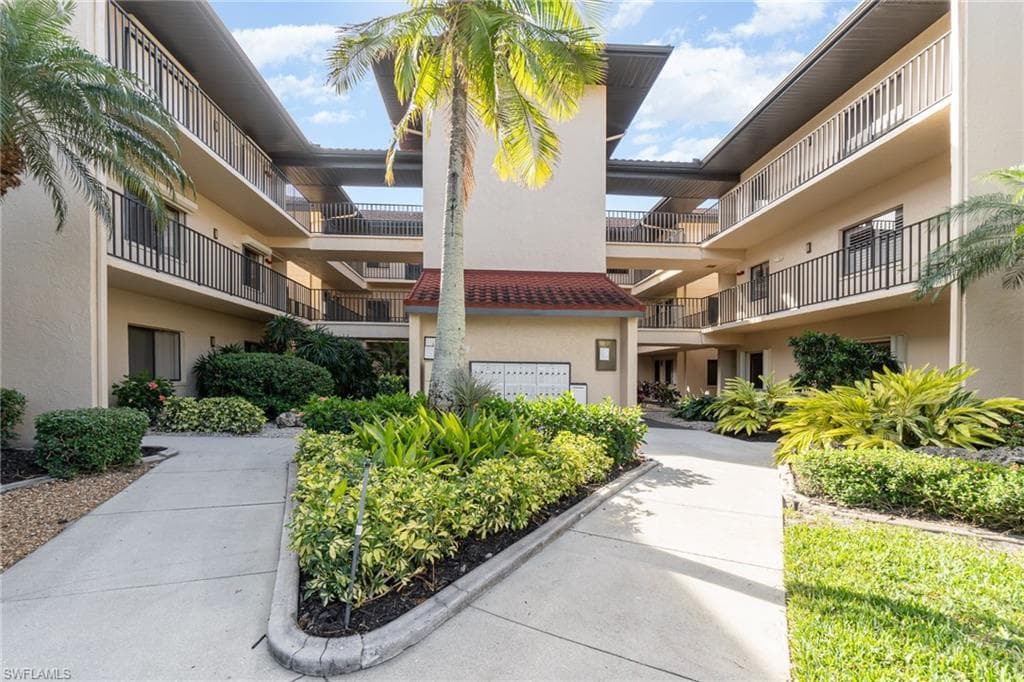 13001 Cross Creek BLVD 1209 FORT MYERS, FL 33912