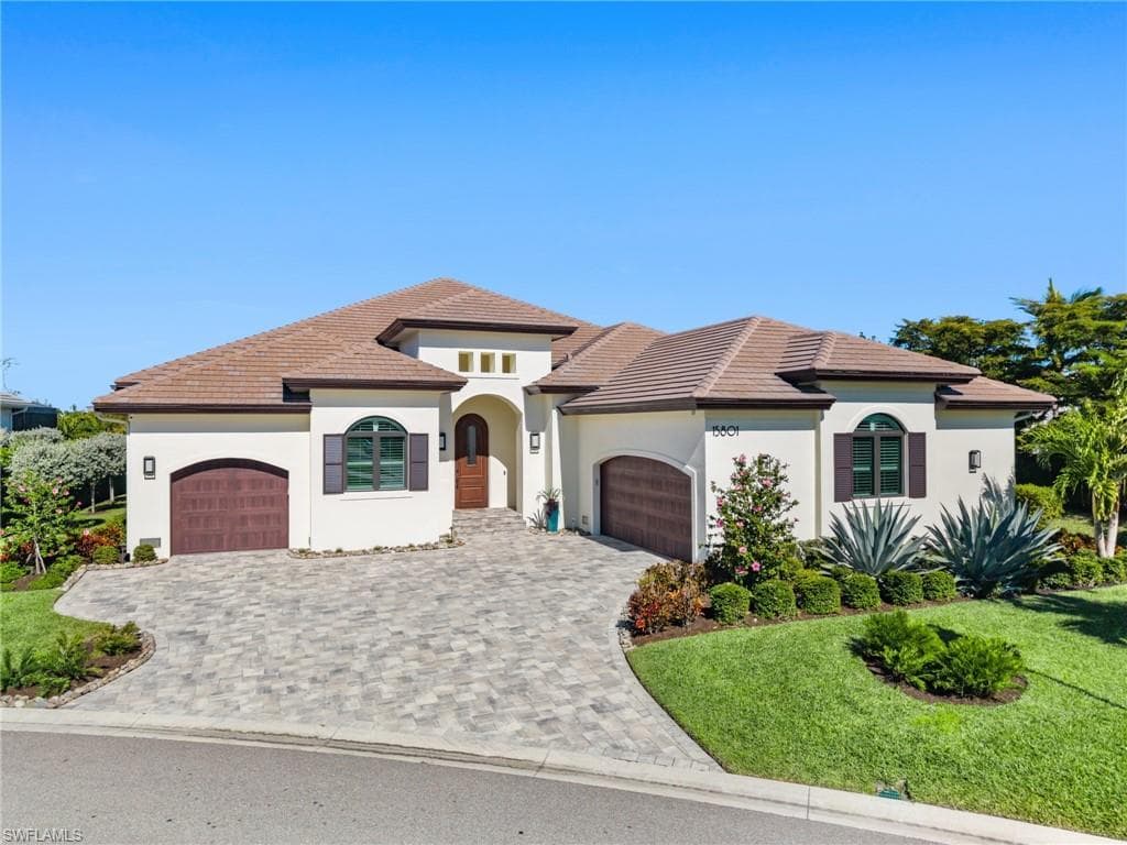 15801 Chatfield DR FORT MYERS, FL 33908