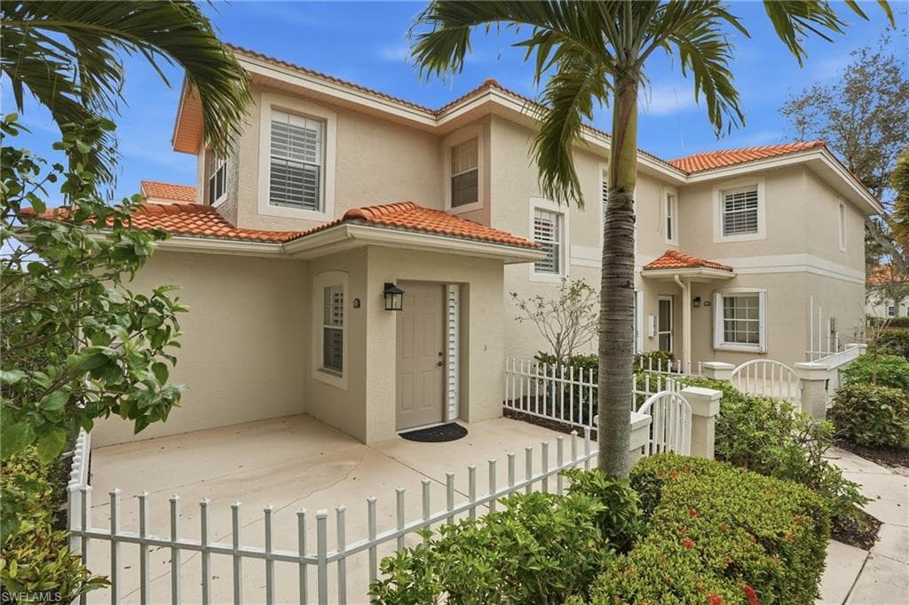 7680 Oleander Gate DR J202 NAPLES, FL 34109