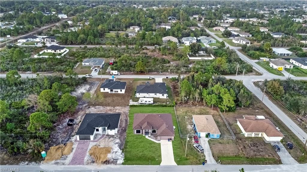 3004 41st ST W LEHIGH ACRES, FL 33971