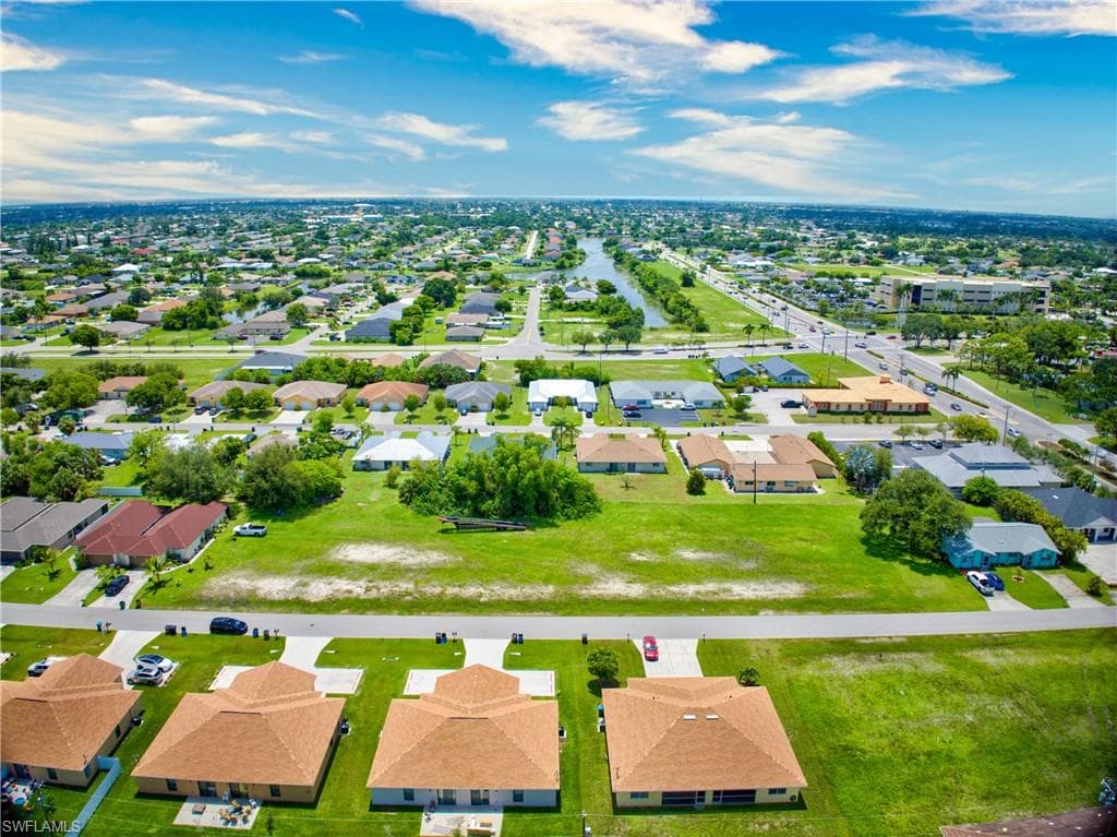 1302, 1216, 1222 SE 8th PL CAPE CORAL, FL 33990
