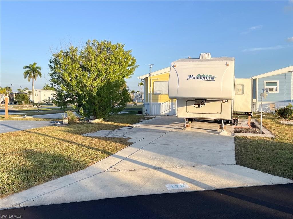 19681 Summerlin #178 RD FORT MYERS, FL 33908