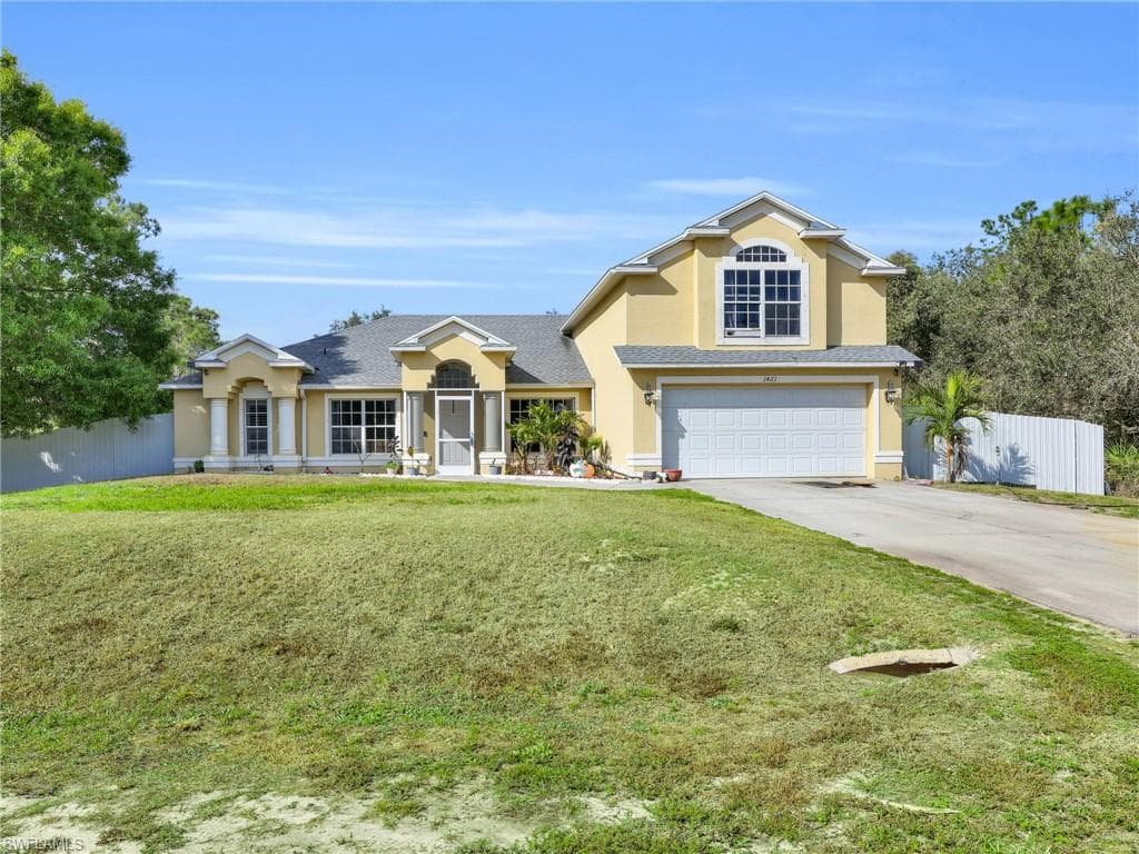 1421 Canton AVE LEHIGH ACRES, FL 33972