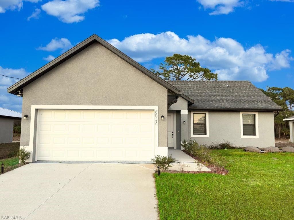 8033 Melody CIR LABELLE, FL 33935