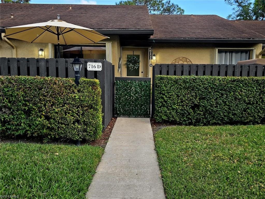 716 Sunny Pine WAY D GREEN ACRES, FL 33415