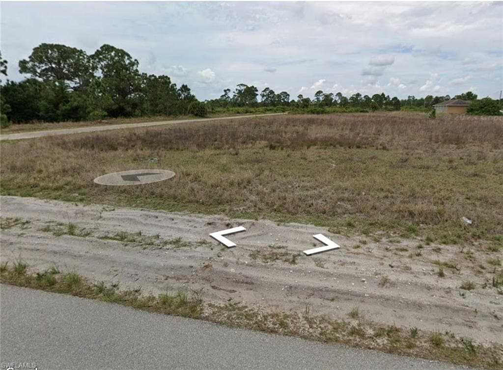 1251 Garibaldi ST E LEHIGH ACRES, FL 33974