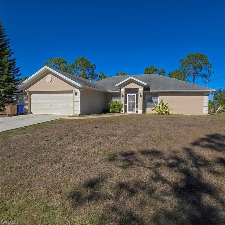 3210 31st ST W LEHIGH ACRES, FL 33971