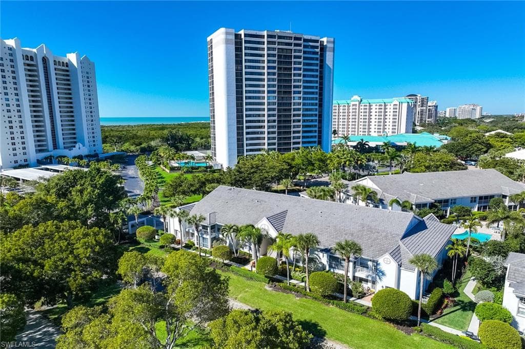 5633 Turtle Bay DR 32 NAPLES, FL 34108