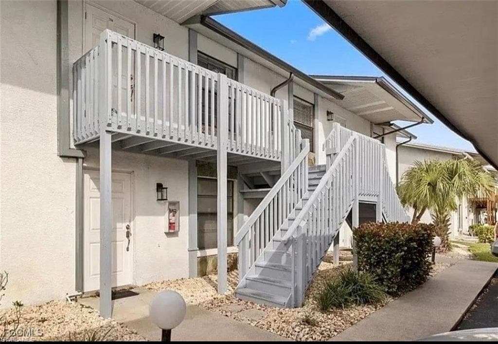 1521 SW 47th TER 204 CAPE CORAL, FL 33914