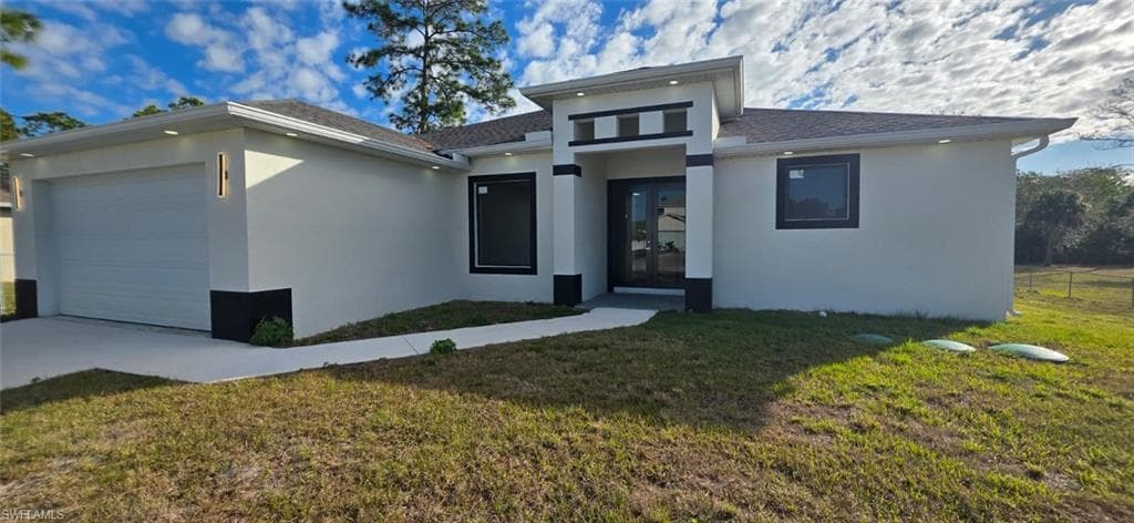804 Calvin AVE LEHIGH ACRES, FL 33972