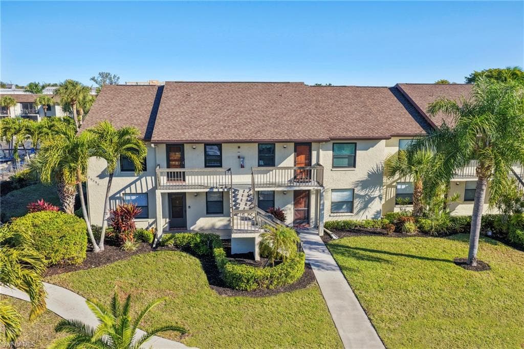 9290 Lake Park DR 201 FORT MYERS, FL 33919