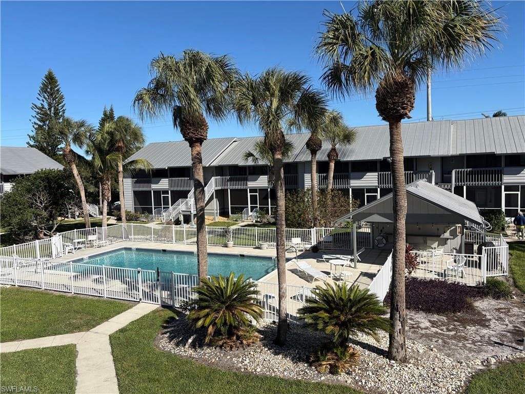 1251 7th AVE N 306 NAPLES, FL 34102