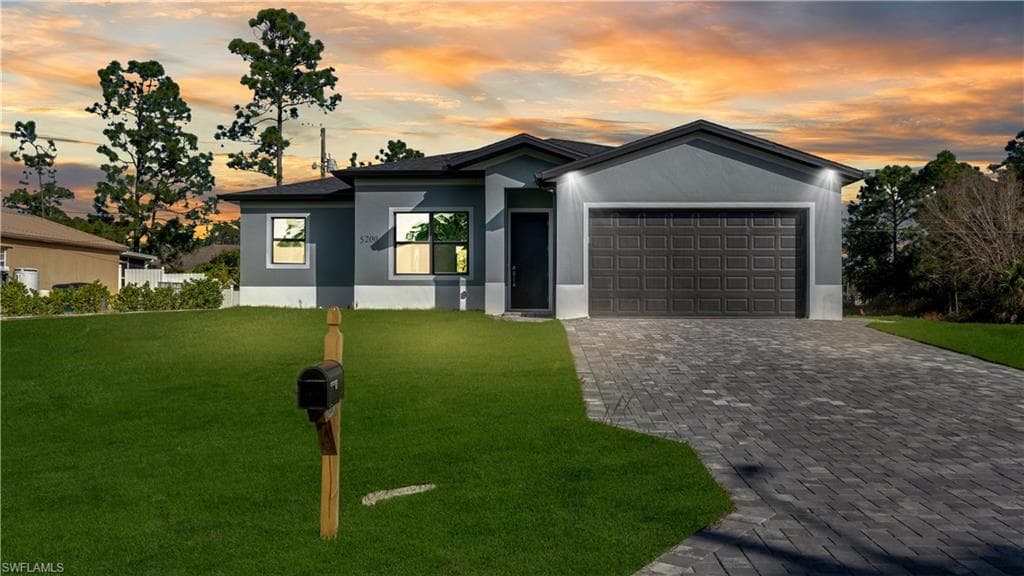 5200 5th ST W LEHIGH ACRES, FL 33971