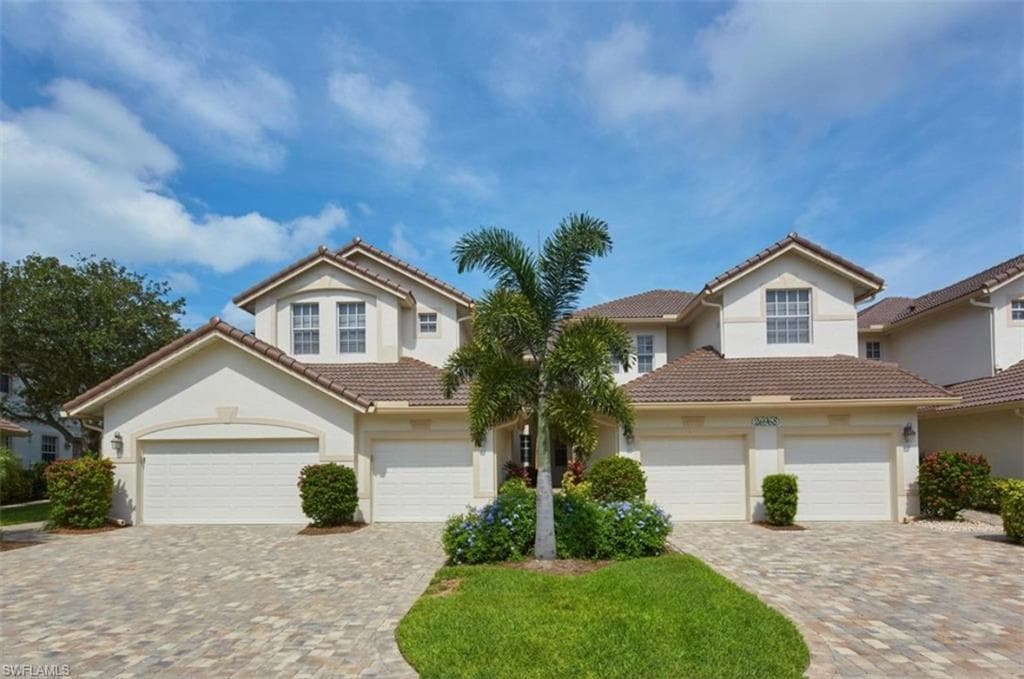26968 Montego Pointe CT 201 BONITA SPRINGS, FL 34134