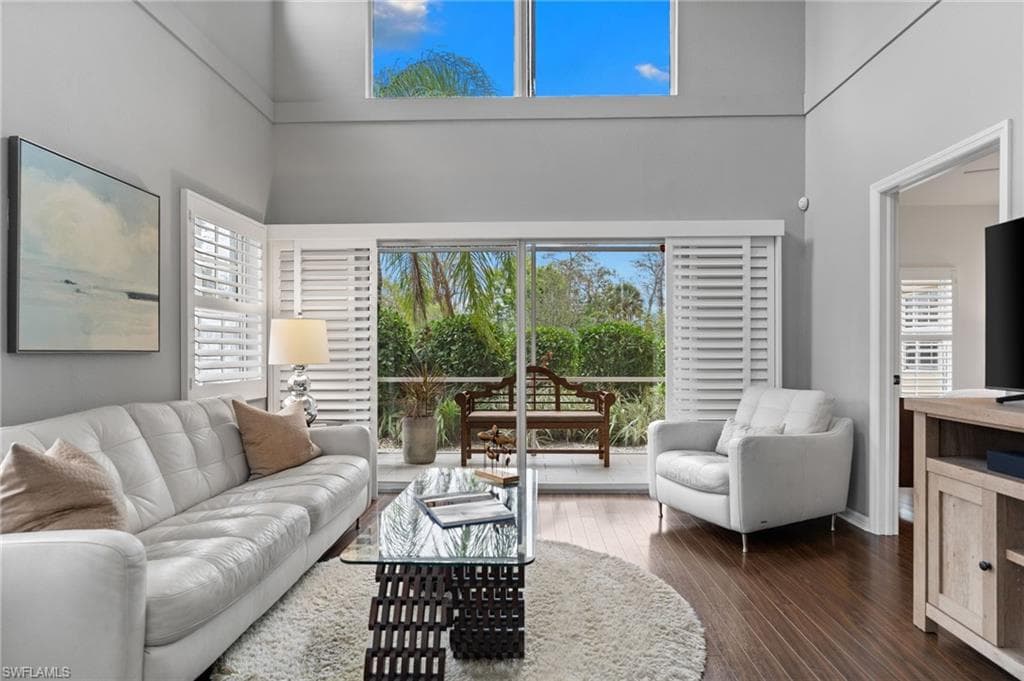 4455 Botanical Place CIR 101 NAPLES, FL 34112