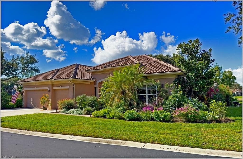 9871 Rookery CIR ESTERO, FL 33928