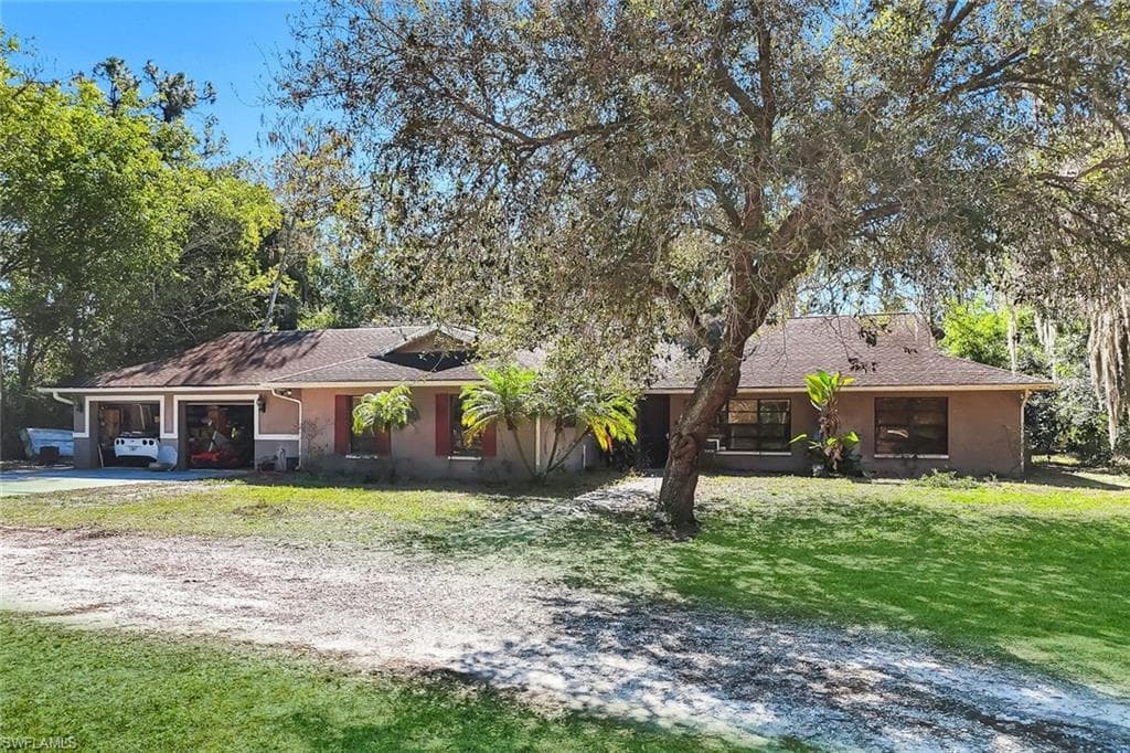 6480 Sable Ridge LN NAPLES, FL 34109