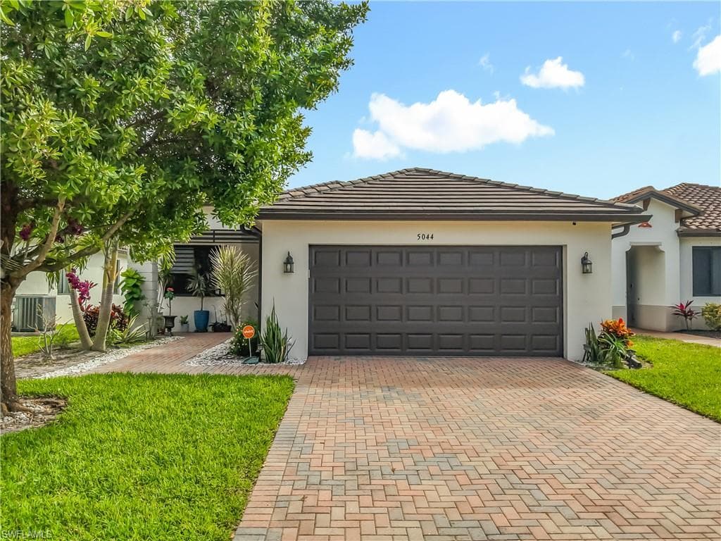 5044 Arancia LN AVE MARIA, FL 34142