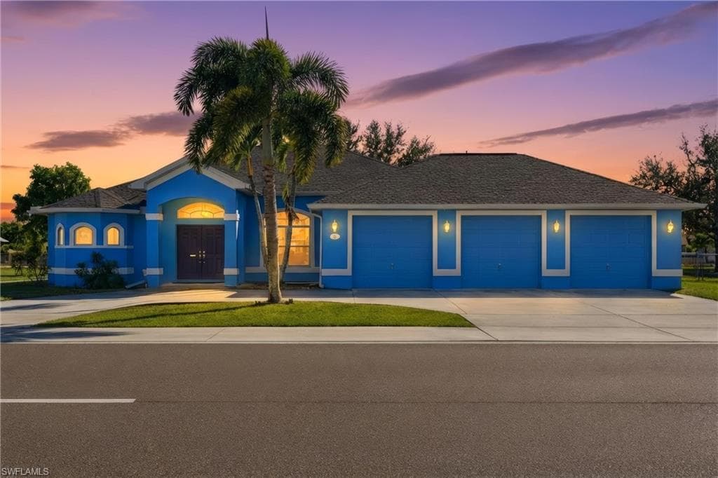 126 Nicholas PKWY W CAPE CORAL, FL 33991