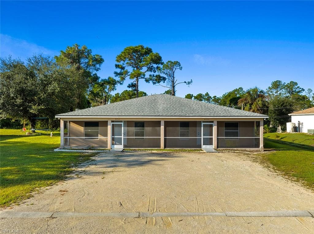 4733-4735 30th ST SW LEHIGH ACRES, FL 33973