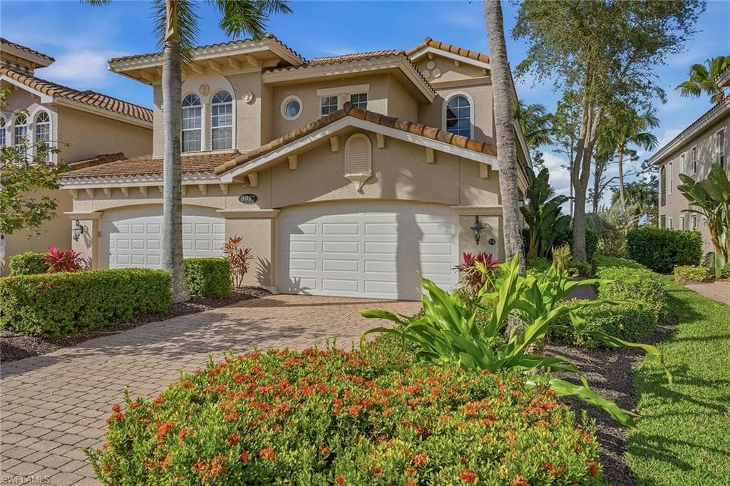 8987 Cherry Oaks TRL 202 NAPLES, FL 34114