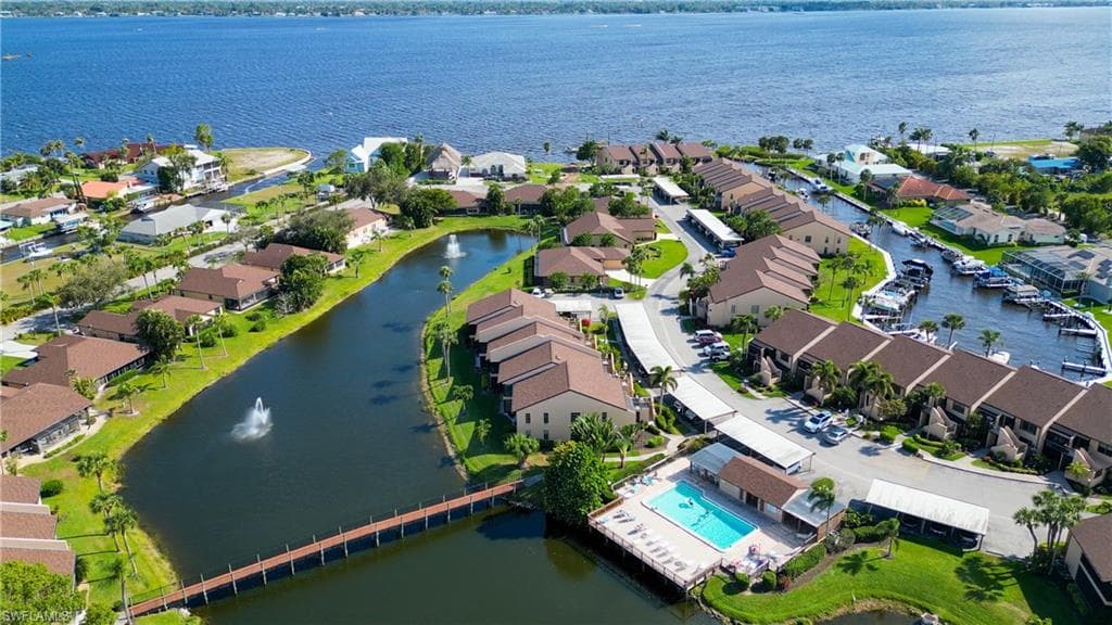 15489 Admiralty CIR 3 NORTH FORT MYERS, FL 33917