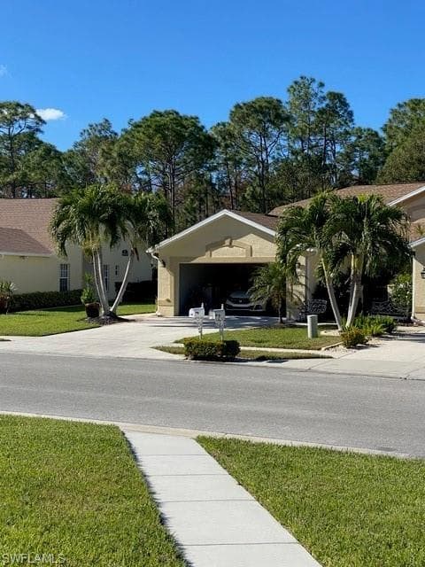 5301 Whitten DR 81 NAPLES, FL 34104