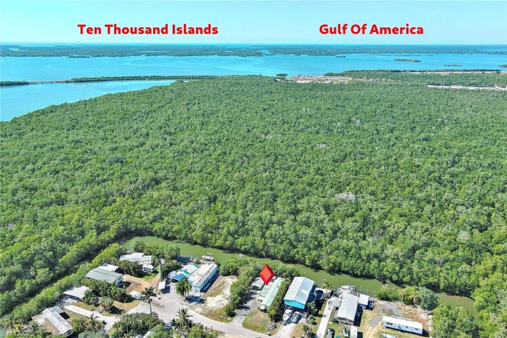 33 Plantation DR EVERGLADES CITY, FL 34139
