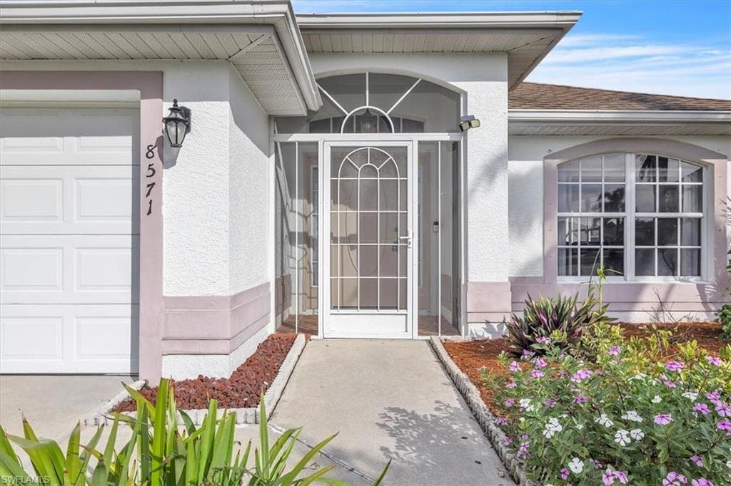 8571 Gassner WAY LEHIGH ACRES, FL 33972